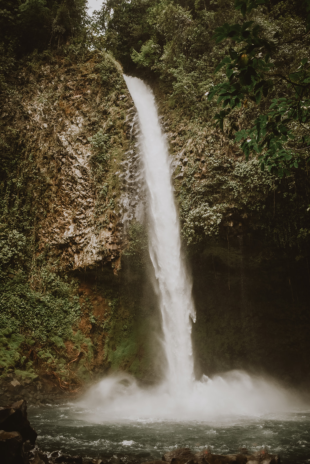 waterfall gardens costa rica elopement photography